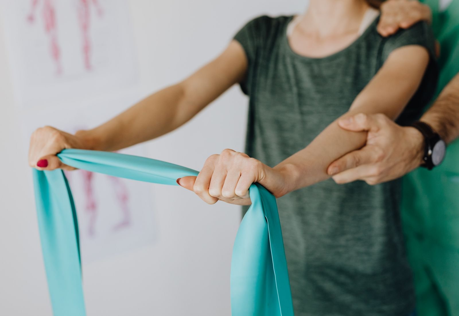Resistance-band shoulder exercise during rehabilitation